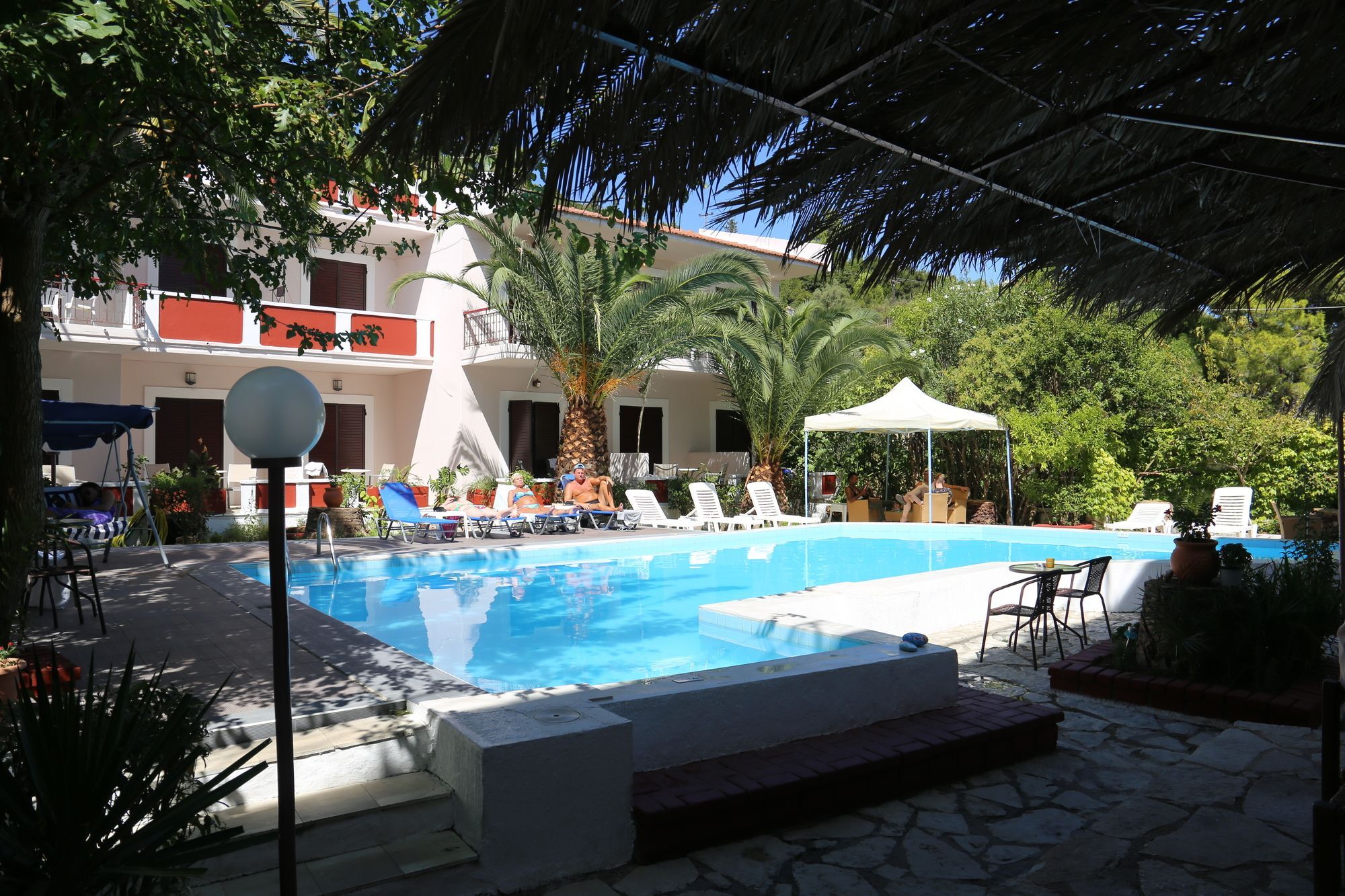 Sunshine Inn Hotel ลิเกีย ภายนอก รูปภาพ