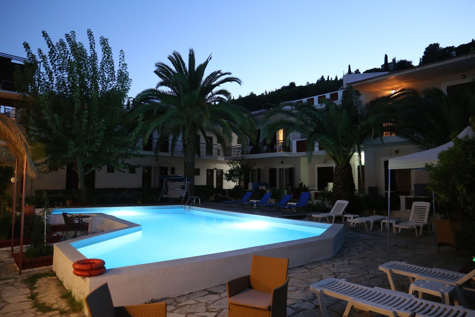 Sunshine Inn Hotel ลิเกีย ภายนอก รูปภาพ