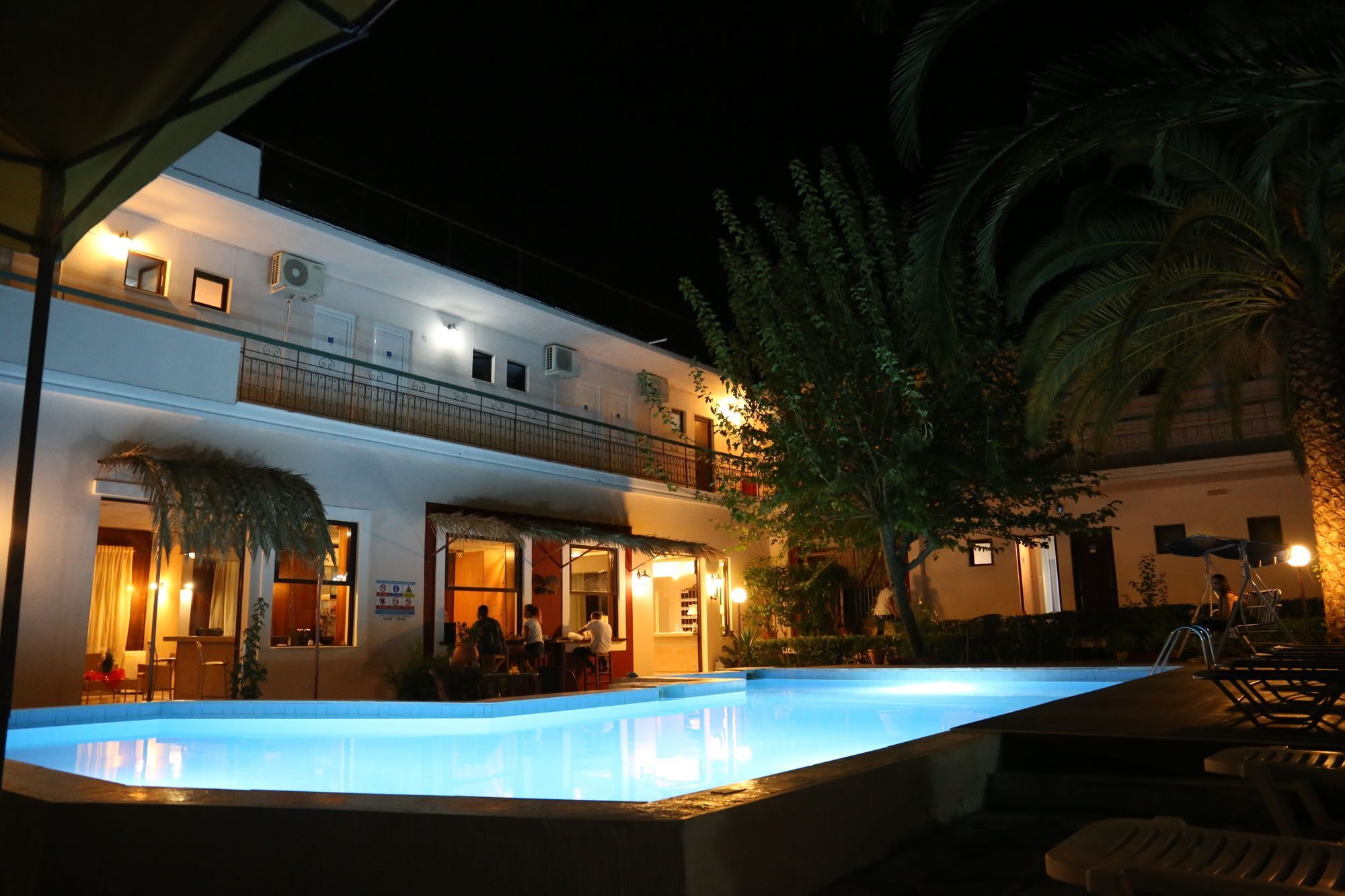 Sunshine Inn Hotel ลิเกีย ภายนอก รูปภาพ